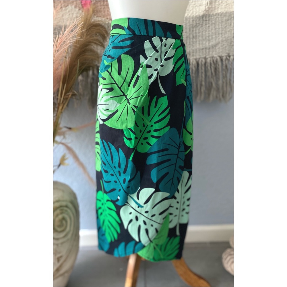 Collectif Kala Tahiti Palm Print Sarong Skirt